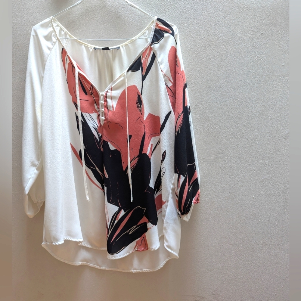 Le chateau white blouse